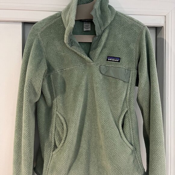 Patagonia® Women's Re-Tool Snap-T® Pullover in Arctic Mint - Verdigris X-Dye - Picture 3 of 5
